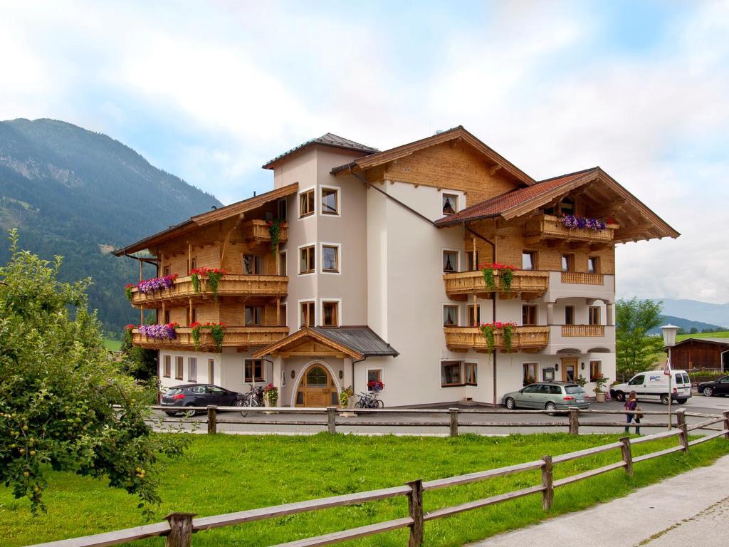 Landhotel Lechner Kirchberg in Tirol Exterior photo